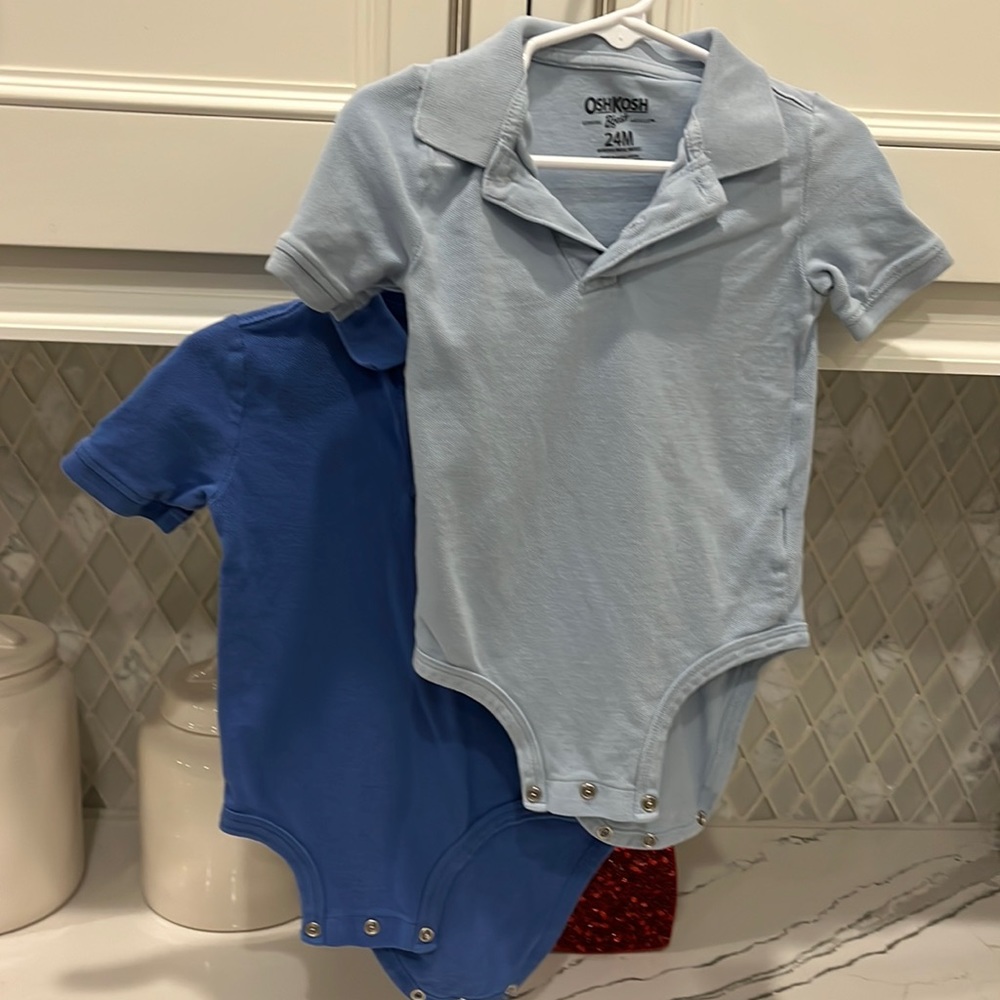 Set of 2 polo onesies